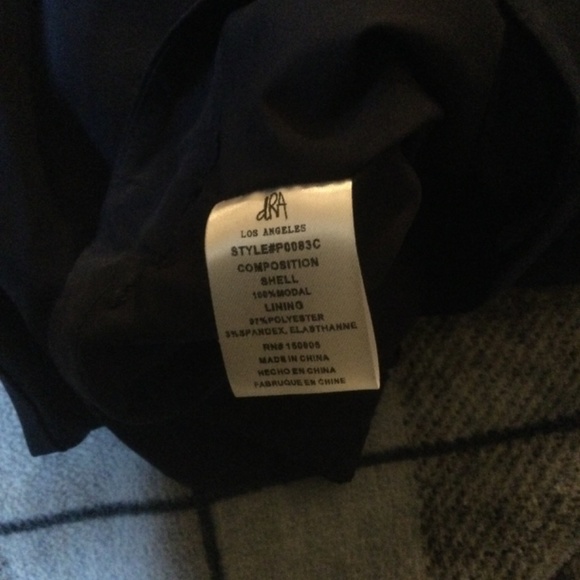 dRA Asher Pant in Navy in Size M - Picture 6 of 6